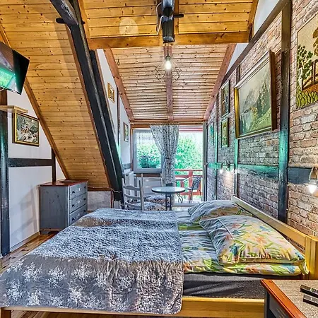 Quarto em Acomodações Particulares Gleboki Jar *